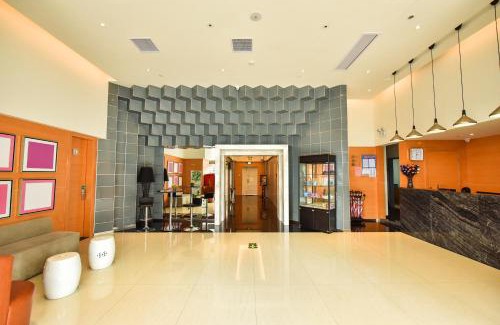 Long Hua Hotel | Jinjiang Inn Haikou Binhai Avenue Qilou Old Street