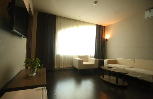 Ulanhot Hotel | Jinjiang Inn Ulan Hot Hinggan League Government