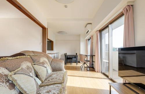 Hakata-ku Apartment | Jintai House501