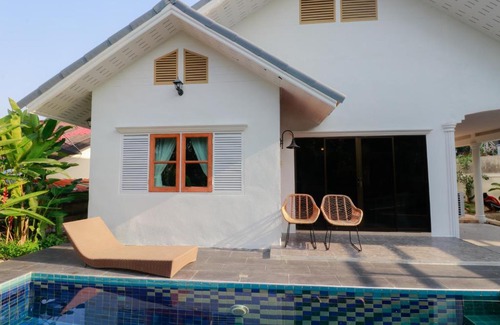 Sattahip Villa | Jirapat Sunny Mode