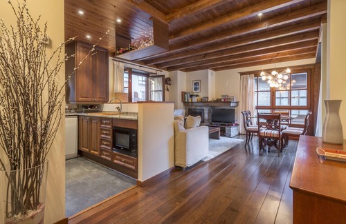 Baqueira Apartment | Jireta Magnificent newly furnished apartment for 6p in Val de Ruda cota 1500