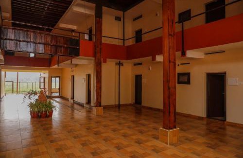 Perumbaikad Hotel | JK Lodge
