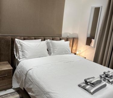 Egkomi Apartment | Joanna & Arya Central Engomi Apts
