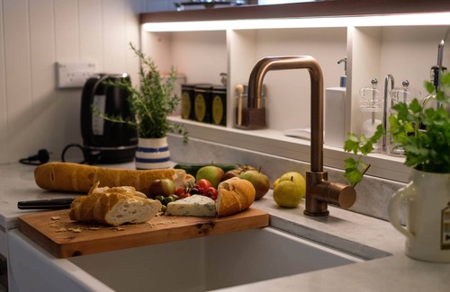 Dunedin City Centre Apartment | John Campbell Apartment