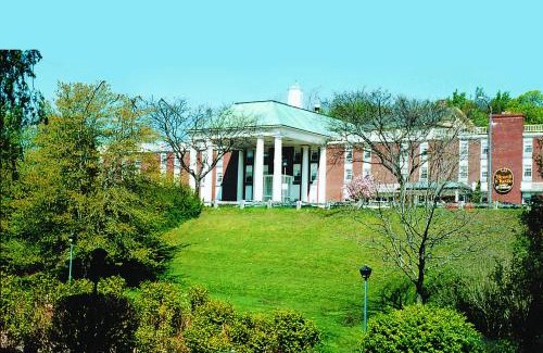Plymouth Cultural District Hotel | John Carver Inn & Spa
