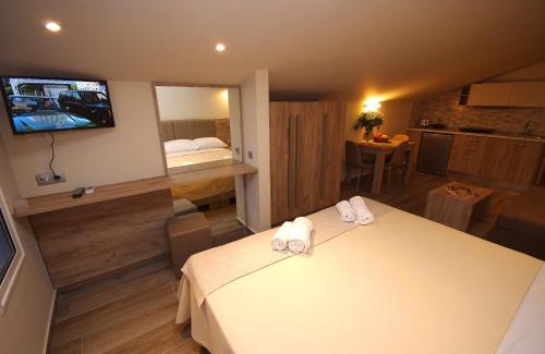 Katerini Hotel | John & Eve Hotel