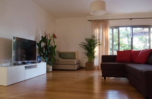 Alfama Apartment | JOIVY Graca Luminous 2-BR Apartment w/Terrace