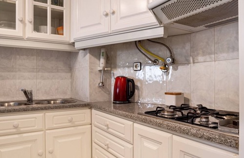 Costa de Caparica Apartment | JOIVY Vibrant 2-bed flat w/balcony
