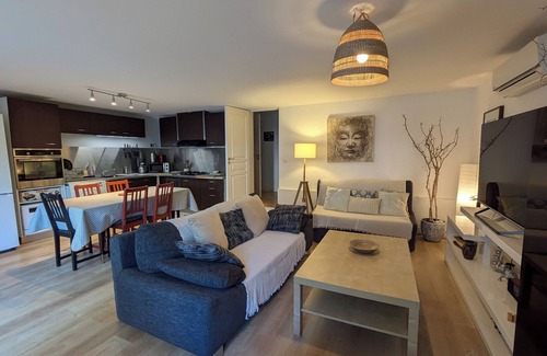 Ensues-la-Redonne Apartment | Joli Appartement Avec Jardin sur la Côte Bleue