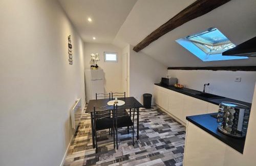 Decize Apartment | Joli appartement mansardé