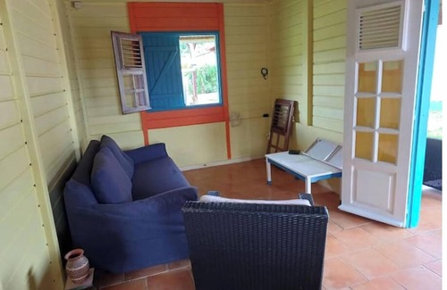 Saint-Esprit House | Joli Bungalow en Campagne