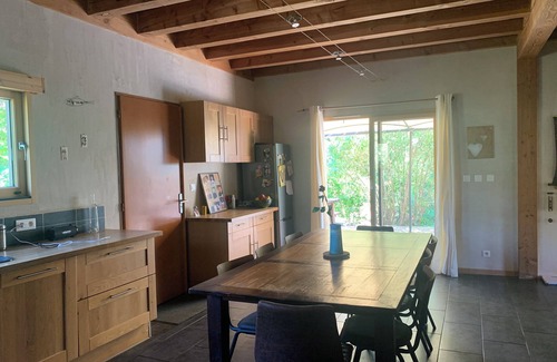 Saint-Cesaire-de-Gauzignan House | Jolie Maison en Bois Avec Piscine