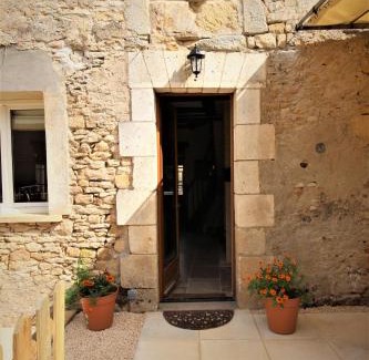 Saint-Julien-de-Lampon House | Joli gîte pour 5 personnes : Chez Cherrie