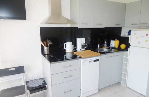 Cavalaire-sur-Mer Apartment | Joli studio cabine Vue Mer dans une Résidence avec Piscine