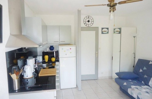 Cavalaire-sur-Mer Apartment | Joli studio cabine Vue Mer dans une Résidence avec Piscine