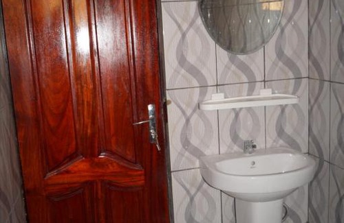 Douala Apartment | Joli studio climatisé à Logbessou - IUC
