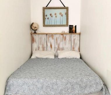 Chateauneuf-Val-Saint-Donat Apartment | Jolie suite baignée de lumière