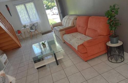Douarnenez House | Jolie maison de vacances avec terrasse pour 6 pers, à 2 mn des plages, centre ville et toutes commodités