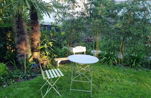 Sainte-Anne - Zone portuaire House | Jolie Maison et Jardin en Bord de Loire