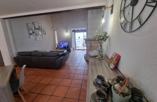 Salses-le-Chateau Villa | Jolie Villa piscine à 15 min du Barcarès