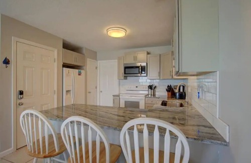 McCutcheon Field House | Jolly Roger- Oceanfront - Pet Friendly-Linens and Beach Towels provided