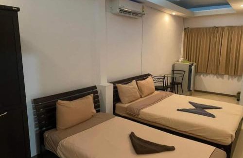 Jomtien Hotel | jomtien seaside guesthouse