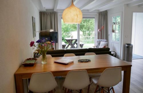Municipality of Terschelling Apartment | Jonas - Luxe appartement naast de duinen