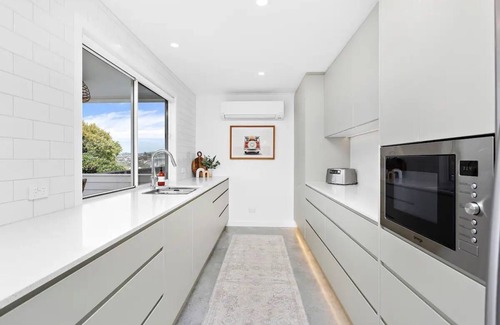 Kiama Downs House | Jones Beach Eureka Luxury Hideaway