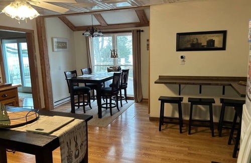 Elizabethtown House | Jones River House