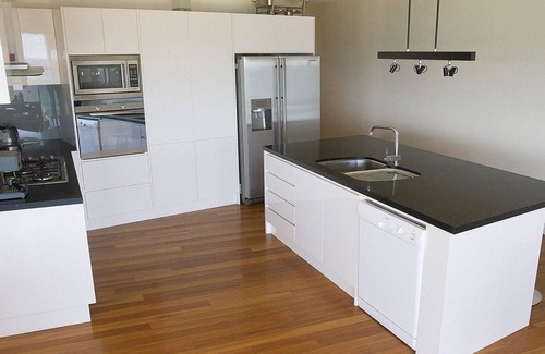 Kiama Downs House | Jones's Beach House - boasting unrivaled views from almost every room