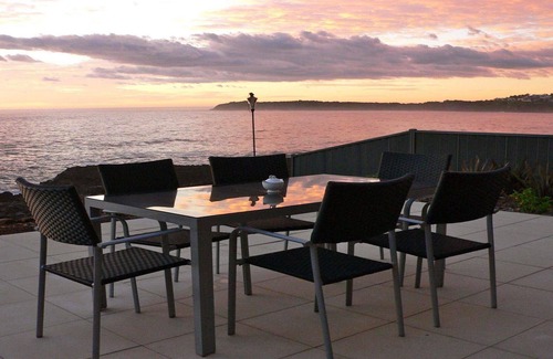 Kiama Downs House | Jones's Beach House - boasting unrivaled views from almost every room