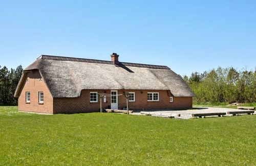 Husby House | "Jorkin" - 1.8km from the sea by Interhome