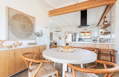 Yucca Valley House | Joshua Tree Oasis: Lux Home, Modern Pool & Spa