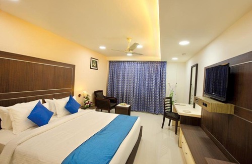 Onamthuruth Hotel | Joyees Residency