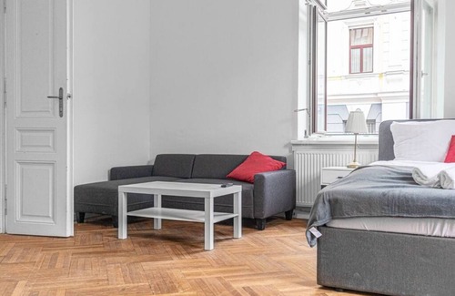 Wahring Apartment | Joyful 4BR Apt @ superb location near AKH Hospital