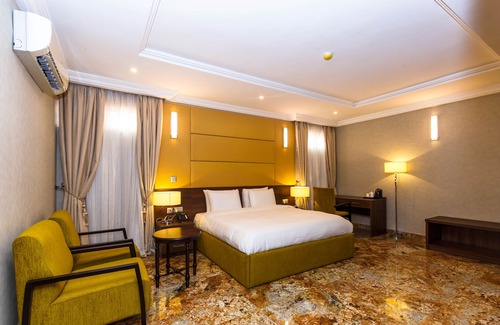 Oshodi-Isolo Hotel | Joygate Hotel & Suites