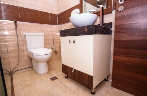 Oshodi-Isolo Hotel | Joygate Hotel & Suites