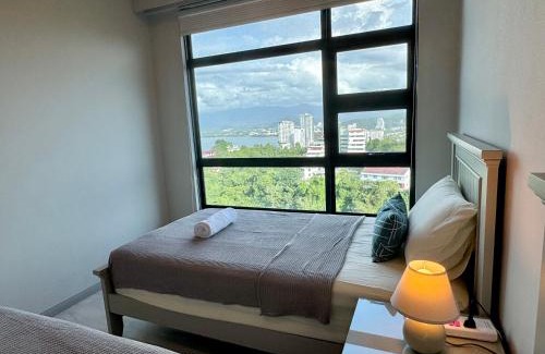 Downtown Kota Kinabalu Apartment | JQ Jesselton Quay Homestay Near Suria Mall, Gaya Street, jetty by GoodTravelKK 善旅民宿