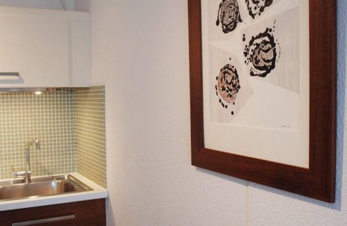 Golfe Juan Apartment | Juan Les Pins: Well-decorated 1 bed apartment close to beach with swimming pool
