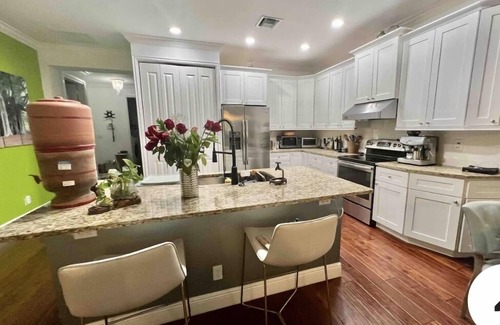 Riverwalk House | JUBA’S NEST NEAR BEACH COASTAL HOME