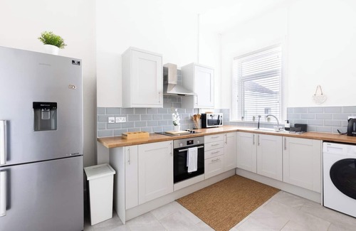 Barry Apartment | Judah Suite by Koya Homes
