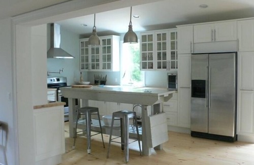 Hampton Bays House | JULY 4 -1500 off. Anyone want to get out of the hot city?