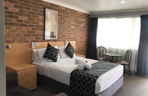 Tenterfield Hotel | Jumbuck Motor Inn