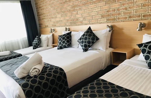 Tenterfield Hotel | Jumbuck Motor Inn