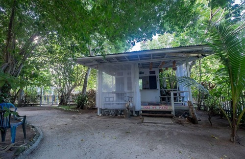 San Pedro Apartment | Jungle ambiance, comfortable chic room