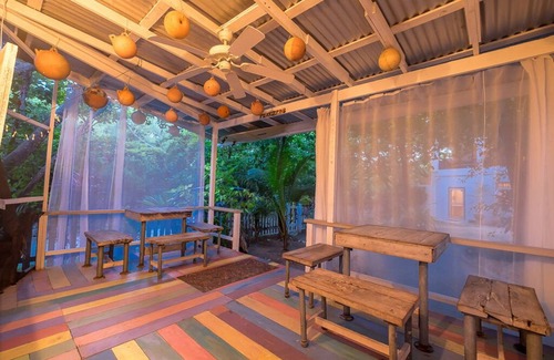 San Pedro Apartment | Jungle ambiance, comfortable chic room