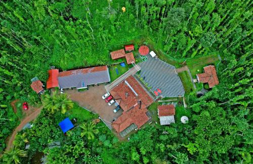 Chikkamagaluru House | Jungle Greens Homestay - Water Activities, 150Y Estate, Home Food