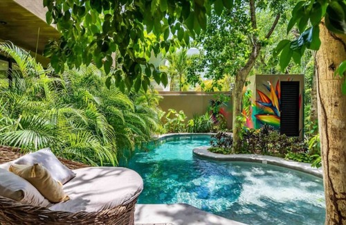 Zama Apartment | ☀| Jungle Penthouse | Art Concept | 2 Pools | ☀