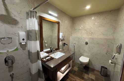 Nagaon Resort | Jungleciti House Kaziranga National Park