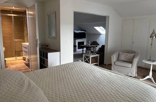 Neustadt an der Weinstrasse Bed & Breakfast | Junior Suite, Dusche, WC, Balkon - Fewo-nuwenstat